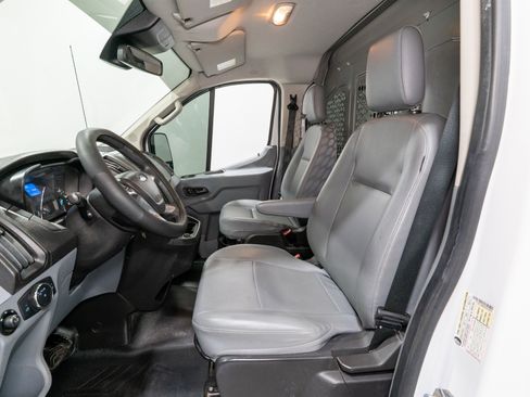 Used 2019 Ford Transit 150 130 Low Roof RWD image 18