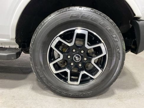 Used 2022 Ford Bronco Outer Banks AWD/4WD image 32