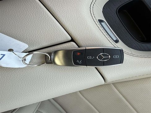 Used 2022 Mercedes-Benz GLE 350 4MATIC image 33