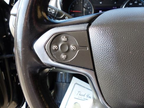 Used 2020 Chevrolet Traverse LT w/ LT Premium Package FWD image 24