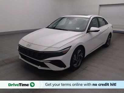Used 2025 Hyundai Elantra Limited