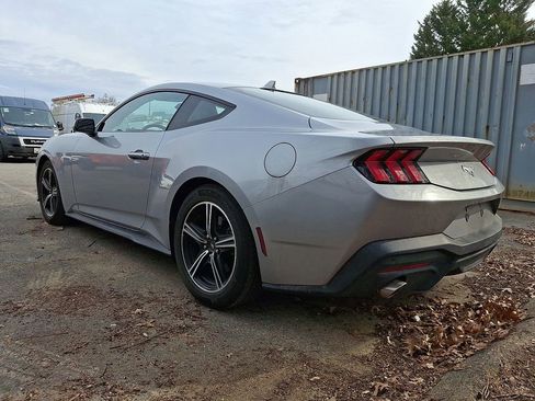 Used 2024 Ford Mustang Coupe image 4