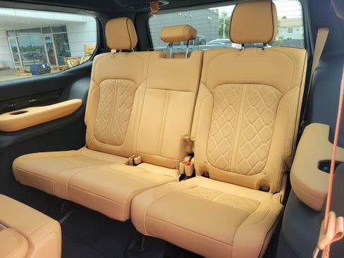 New 2025 Jeep Grand Wagoneer Series III w/ Rear Seat Video Group 1 image 16