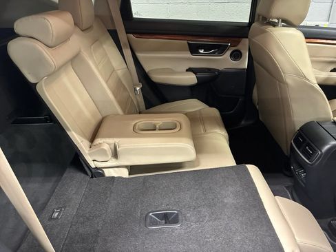 Used 2017 Honda CR-V Touring image 13