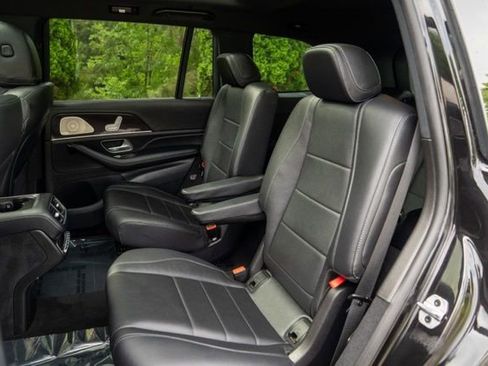 Used 2021 Mercedes-Benz GLS 450 4MATIC image 46