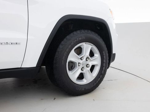 Used 2015 Jeep Grand Cherokee Laredo image 18