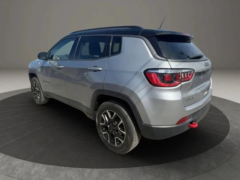 Used 2019 Jeep Compass Trailhawk AWD/4WD image 7