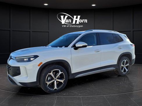 New 2026 Volkswagen Tiguan SE image 46