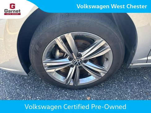 Used 2023 Volkswagen Jetta SE FWD image 16