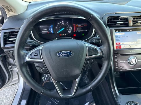 Certified 2017 Ford Fusion Titanium image 15