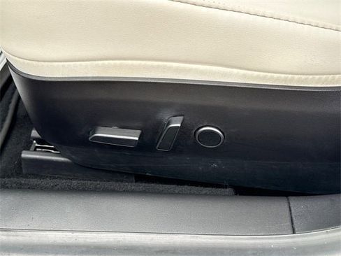 Used 2021 Tesla Model 3 Long Range image 22