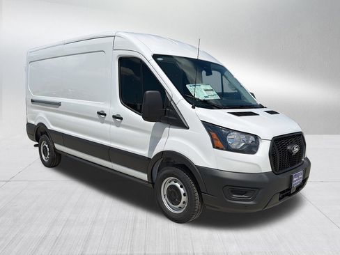 Used 2026 Ford Transit 250 148 Medium Roof w/ Load Area Protection Package RWD image 4