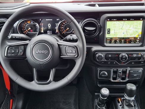 Certified 2023 Jeep Wrangler Altitude image 28