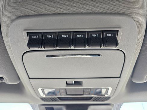 Used 2023 Ford F350 Lariat w/ FX4 Off-Road Package AWD/4WD image 41