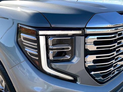 Used 2025 GMC Sierra 1500 Denali AWD/4WD image 30