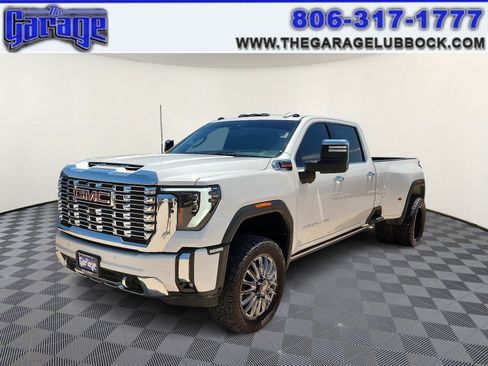 Used 2024 GMC Sierra 3500 Denali w/ Denali Reserve Package AWD/4WD image 1