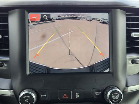 Used 2024 RAM 3500 Big Horn AWD/4WD image 19