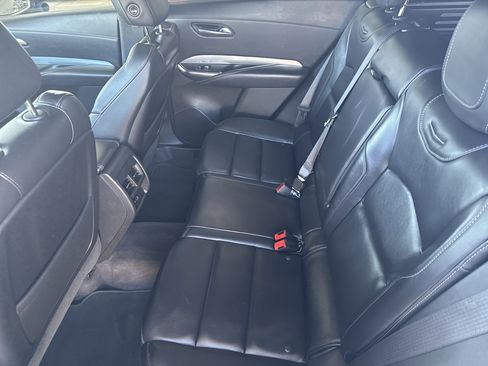 Used 2020 Cadillac XT4 Premium Luxury image 13