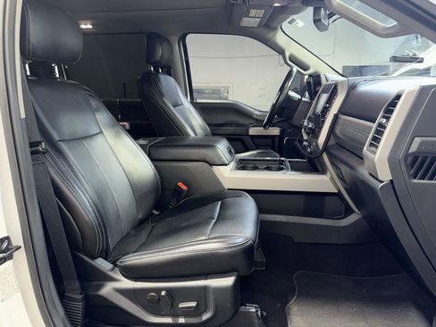 Used 2021 Ford F250 Lariat w/ Lariat Ultimate Package AWD/4WD image 29