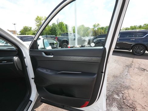 Used 2023 Hyundai Palisade Limited w/ Cargo Package AWD/4WD image 14