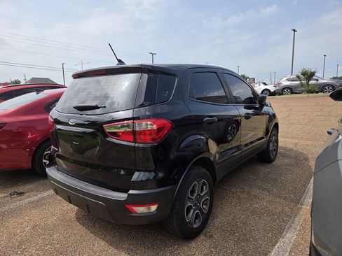Used 2021 Ford EcoSport S FWD image 3