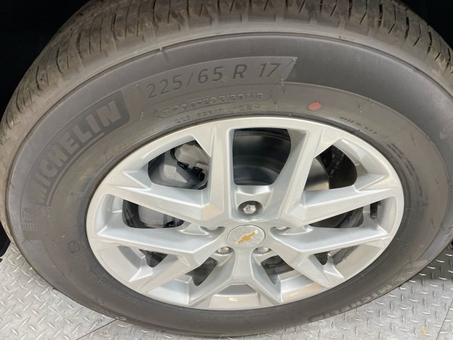 Certified 2023 Chevrolet Equinox LS FWD image 10