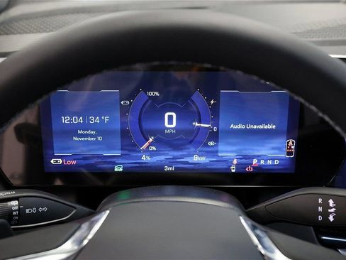 New 2026 Chevrolet Equinox EV LT image 36