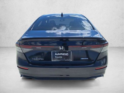 Used 2024 Honda Accord Sport image 6