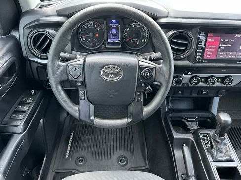 Used 2020 Toyota Tacoma SR image 14