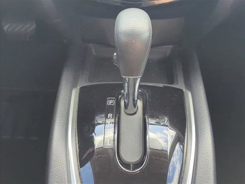 Used 2015 Nissan Rogue SV w/ SV Premium Package image 20