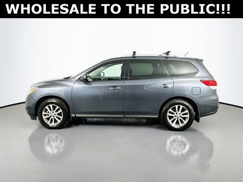 Used 2013 Nissan Pathfinder SV image 5