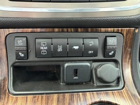 Used 2016 GMC Acadia Denali AWD/4WD image 19