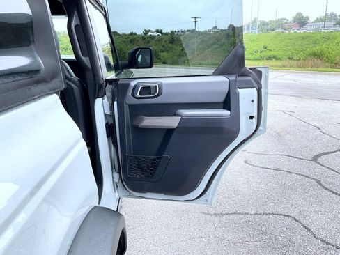 Used 2022 Ford Bronco Black Diamond AWD/4WD image 17
