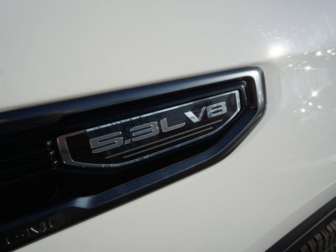 Used 2019 GMC Sierra 1500 AT4 w/ AT4 Premium Package image 5