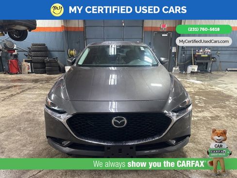 Used 2019 MAZDA MAZDA3 Preferred image 2