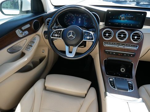Used 2021 Mercedes-Benz GLC 300 GLC 300 image 9