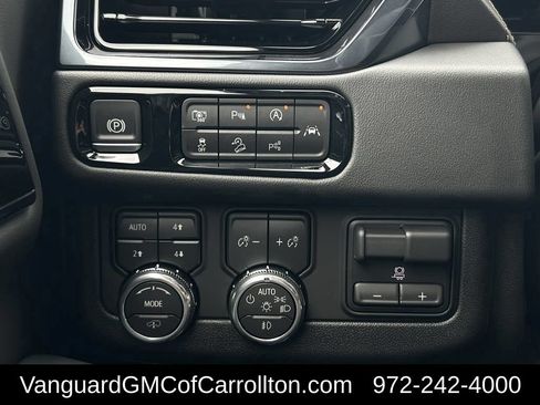 New 2026 GMC Yukon XL AT4 w/ AT4 Premium Plus Package AWD/4WD image 19