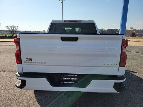 Used 2024 Chevrolet Silverado 1500 Custom image 6