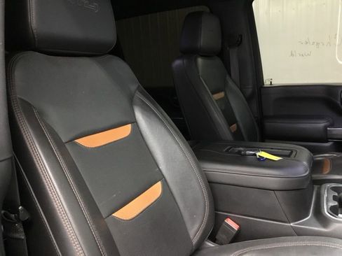 Used 2021 GMC Sierra 3500 AT4 w/ AT4 Preferred Package image 40