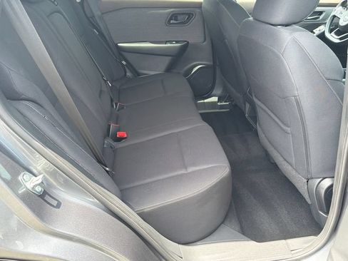 Used 2023 Nissan Rogue S FWD image 15