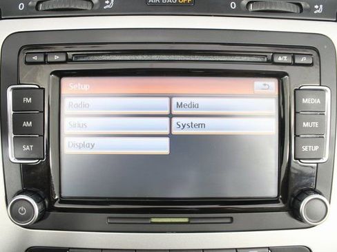 Used 2010 Volkswagen Eos Komfort image 5