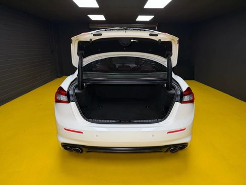 Used 2018 Maserati Ghibli S RWD image 14