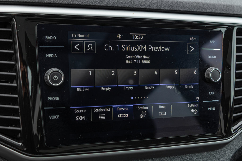 Certified 2023 Volkswagen Atlas SE w/ Panoramic Sunroof Package AWD/4WD image 17