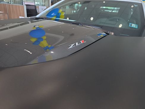 Used 2020 Chevrolet Camaro ZL1 RWD image 36