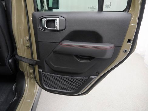 New 2026 Jeep Wrangler Unlimited Rubicon 392 image 32