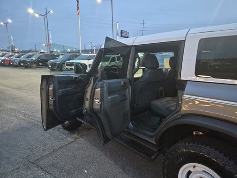 New 2025 Ford Bronco Heritage Edition image 11
