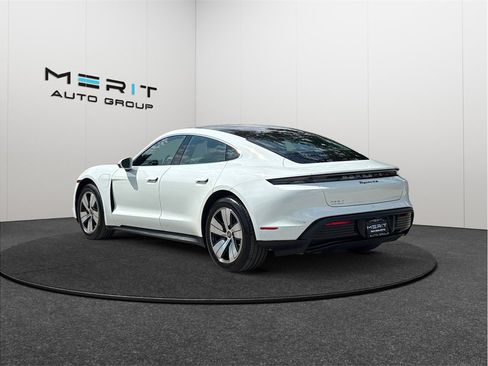 Used 2021 Porsche Taycan 4S w/ Premium Package AWD/4WD image 7