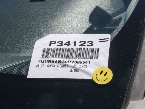 Certified 2024 Toyota Corolla Cross LE w/ Moonroof Package AWD/4WD image 27