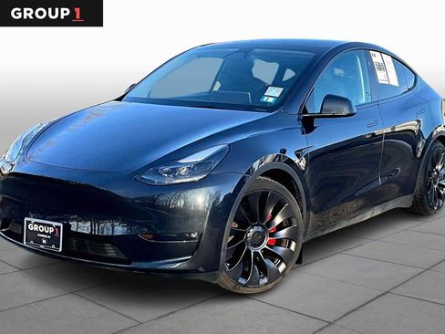 Used 2024 Tesla Model Y Performance image 1