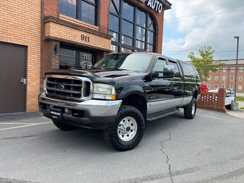 Used 2002 Ford F350 Lariat AWD/4WD image 2